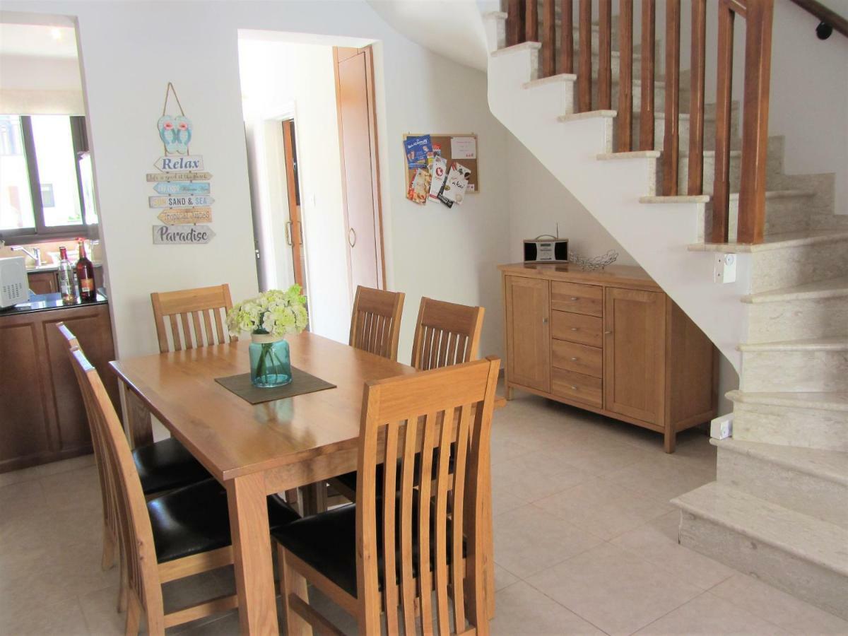 Villa Jade Паралимни Екстериор снимка